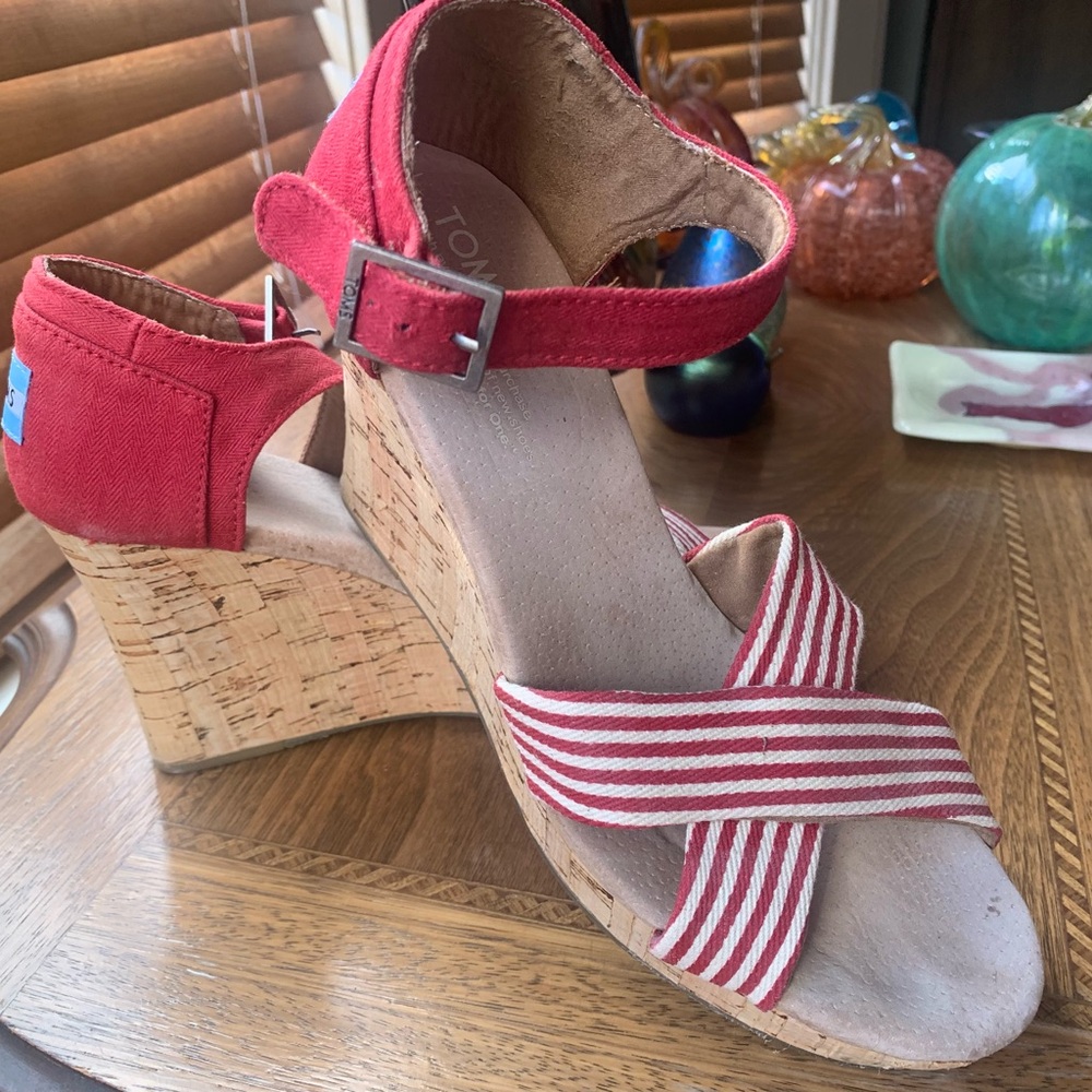 TOMS Red and White Wedge Sandals